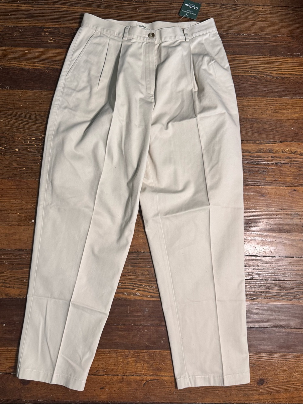 L.L.Bean Wrinkle Free Cotton Tan Khaki Pants Womens Sz 12 Pet Original Fit